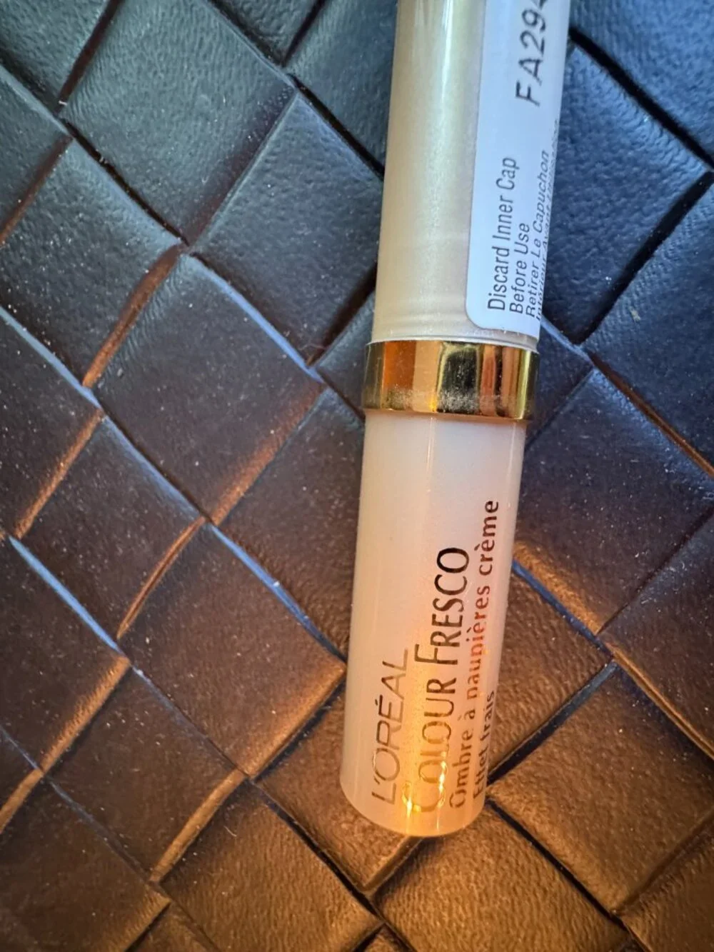 L'oreal Colour Fresco Refreshing Creme Eye Shadow Iced Coffee